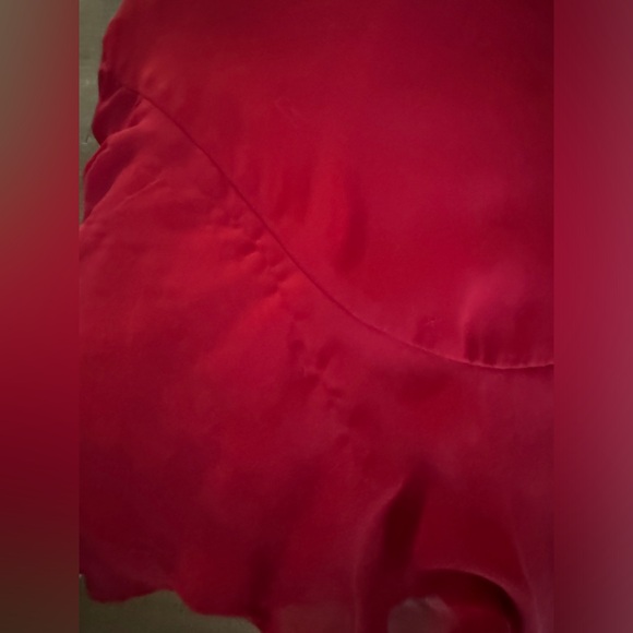 Slate and Willow Flowy Red Formal High Slit V-Neck Dress 0 Long - Picture 12 of 12